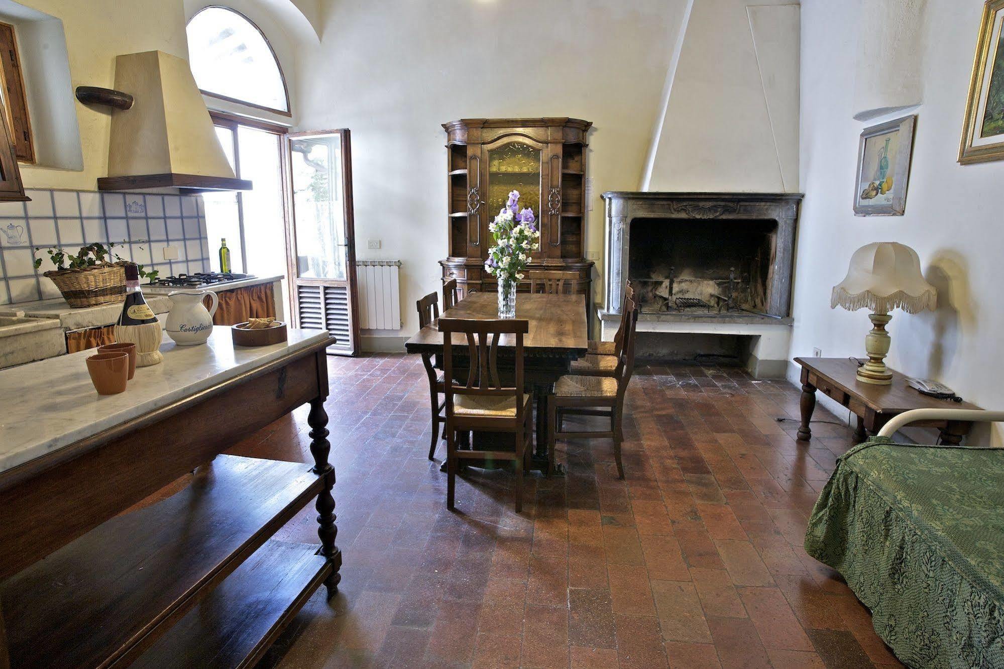 Вилла Fattoria Di Castiglionchio Rosano  Экстерьер фото